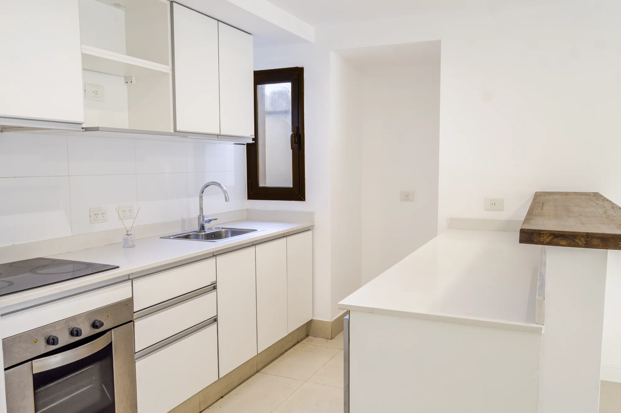 Departamento Alsina 757