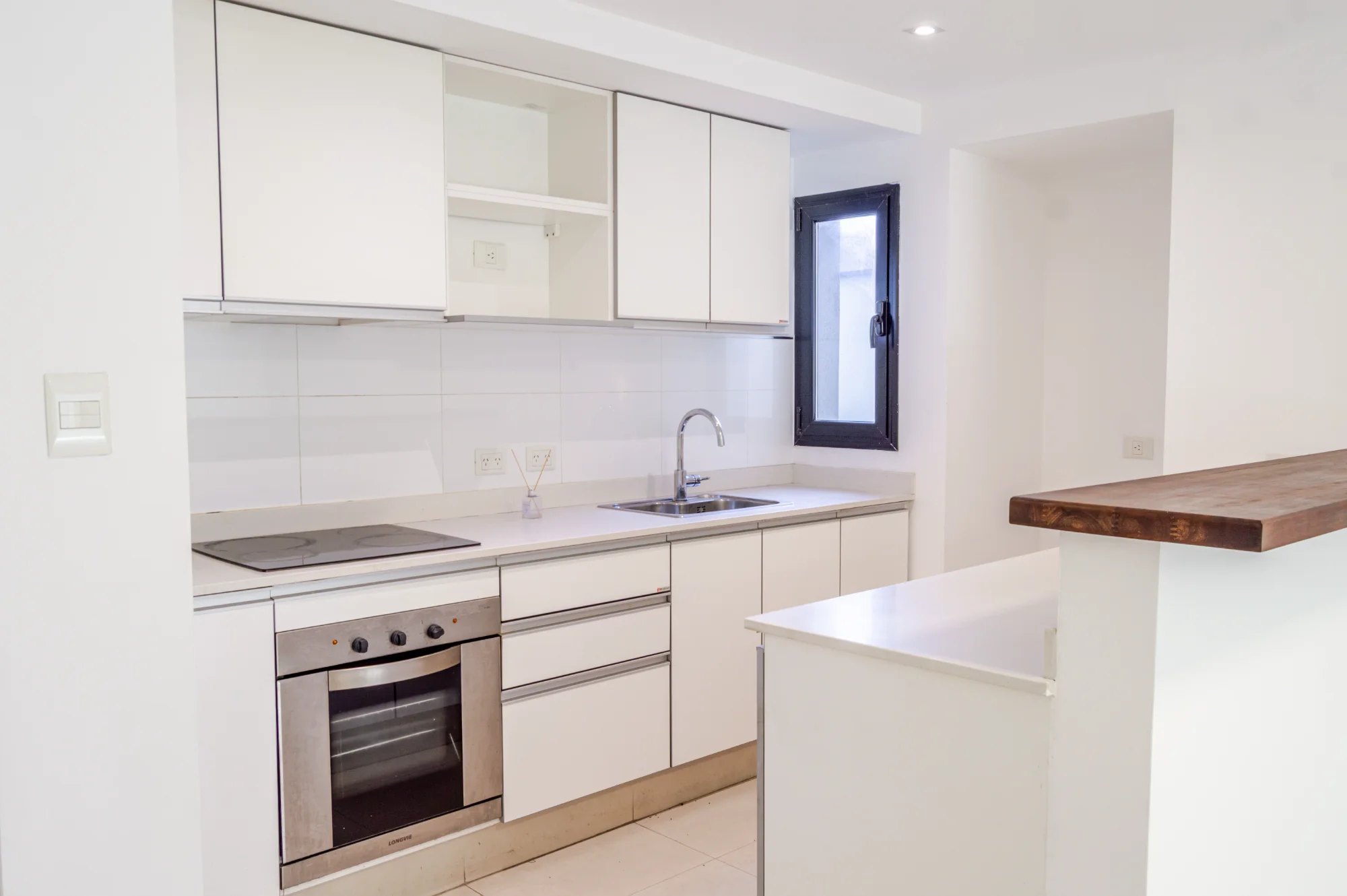 Departamento Alsina 757
