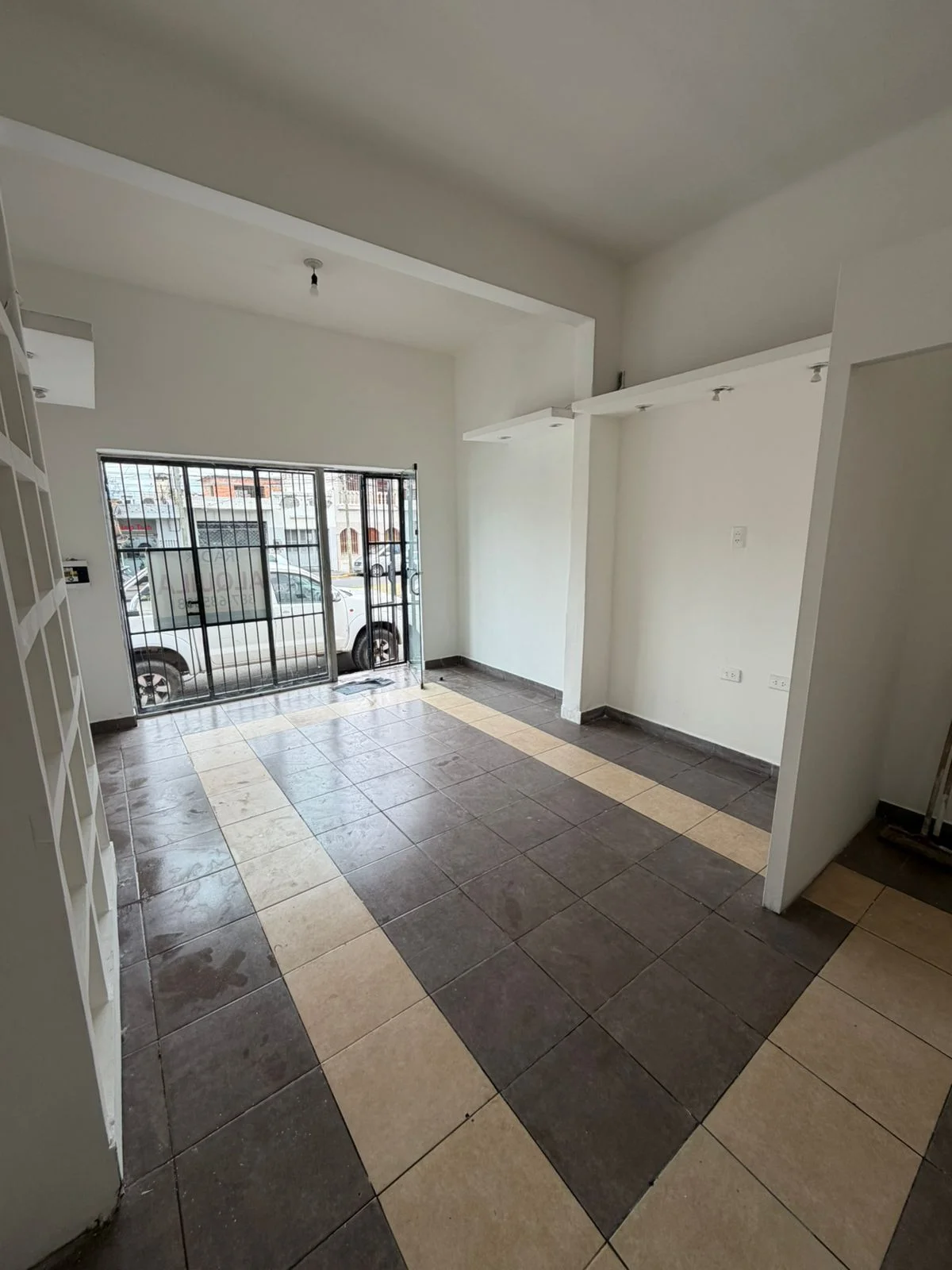 Local Comercial en Alquiler