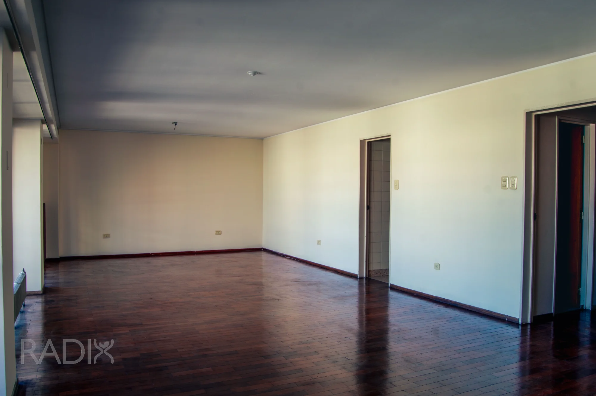 Departamento Dean Funes 300