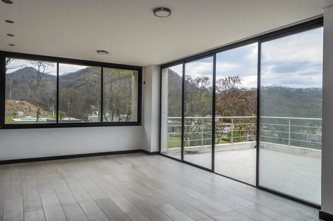 Casa Valle Escondido