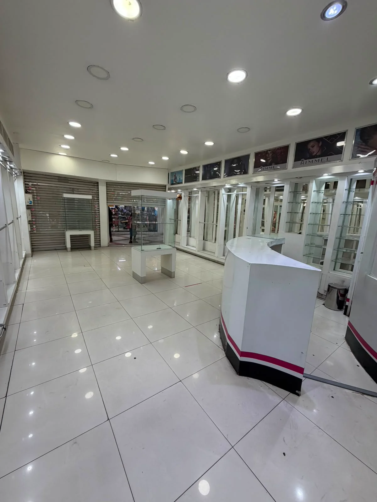 Local Comercial en Alquiler