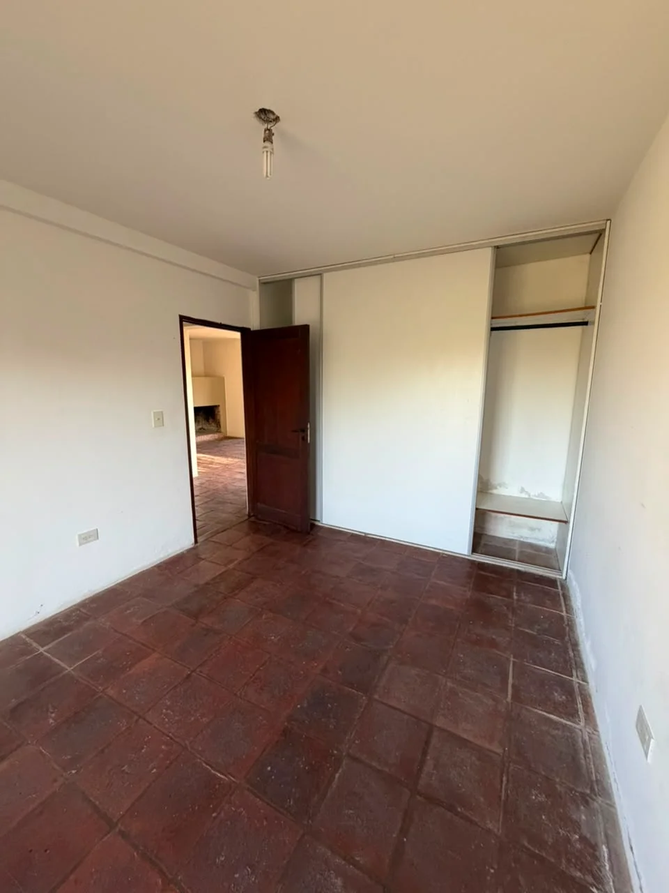 Casa en Alquiler - Chacras de Santa María- San Lorenzo Chico