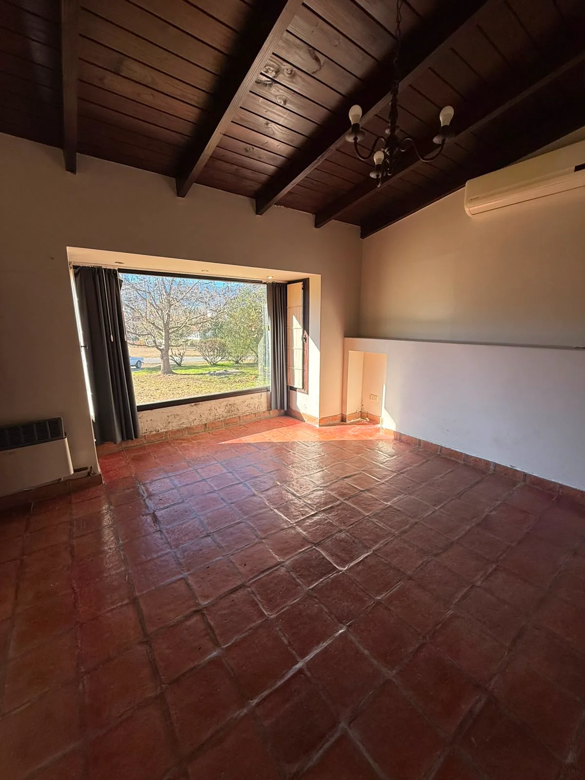 Casa en Alquiler - La Lucinda