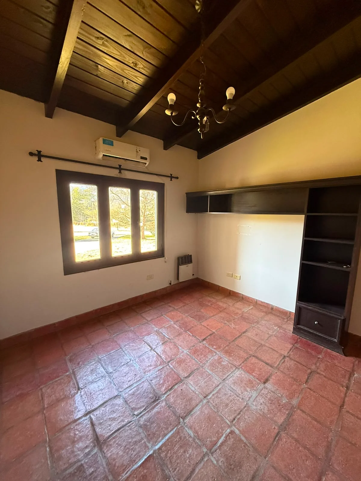 Casa en Alquiler - La Lucinda