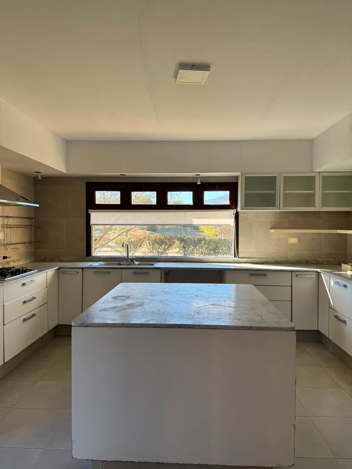 Casa en Alquiler - La Lucinda