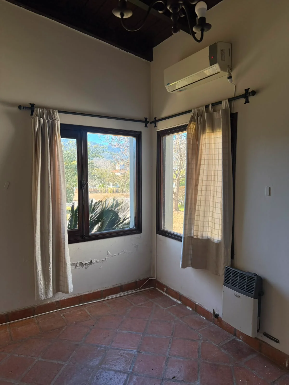 Casa en Alquiler - La Lucinda