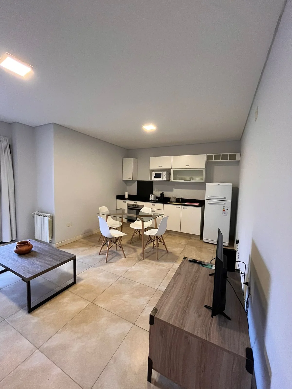 Departamento Leguizamón 979
